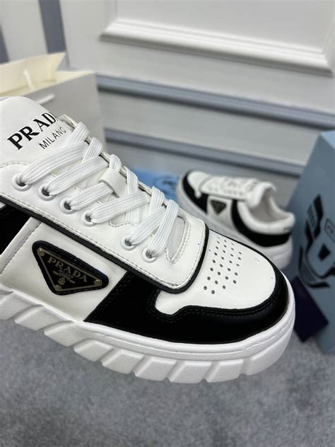 prada sneaker kadın